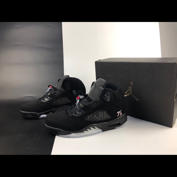 jordan 5s psg